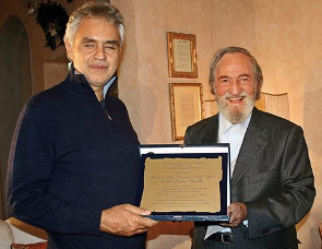 ANDREA BOCELLI – PREMIUL ARTĂ STIINȚĂ ȘI PACE 2015